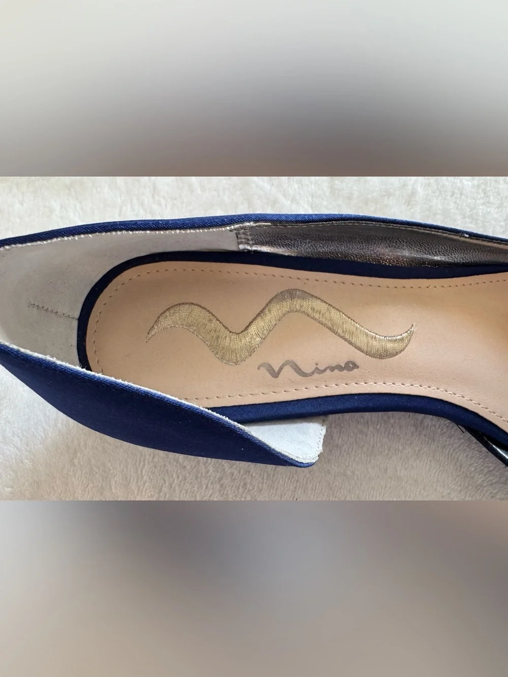 Nina Ronelle Peep Toe Blue Satin Low Heel Wedge Formal Pump Size 8M